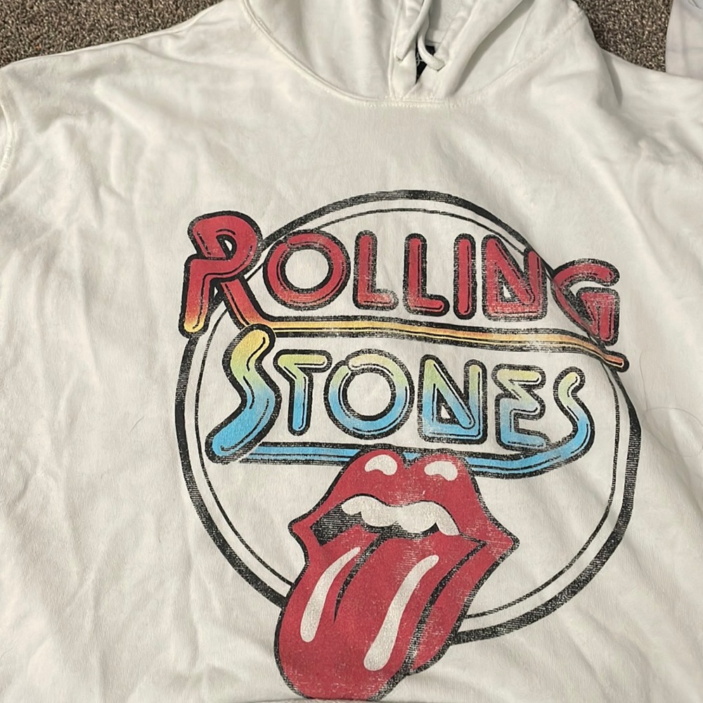 Rolling stone sweatshirt with hood. crop top